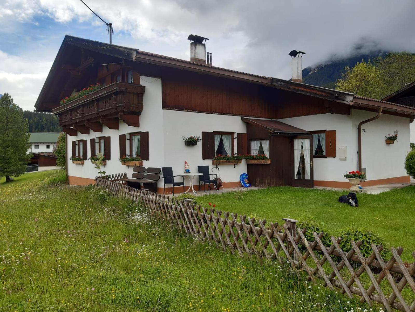Ferienhaus Muchhof Leutasch Exterior foto